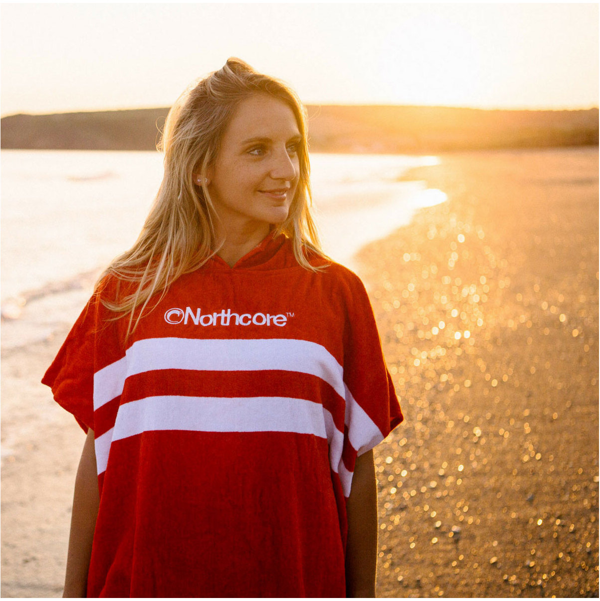 2025 Northcore Beach Basha Stripe Hooded Towel Changing Robe / Poncho NOCO241 - Red
